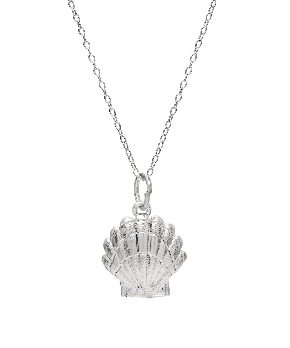 Sterling Silver Scallop Shell Pendant Necklace, 18"